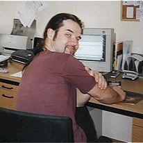 Henry Landmann am Computer